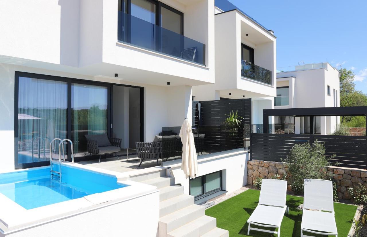 נייביצה Apartments Terra Sun With Private Pool Or Jacuzzi מראה חיצוני תמונה