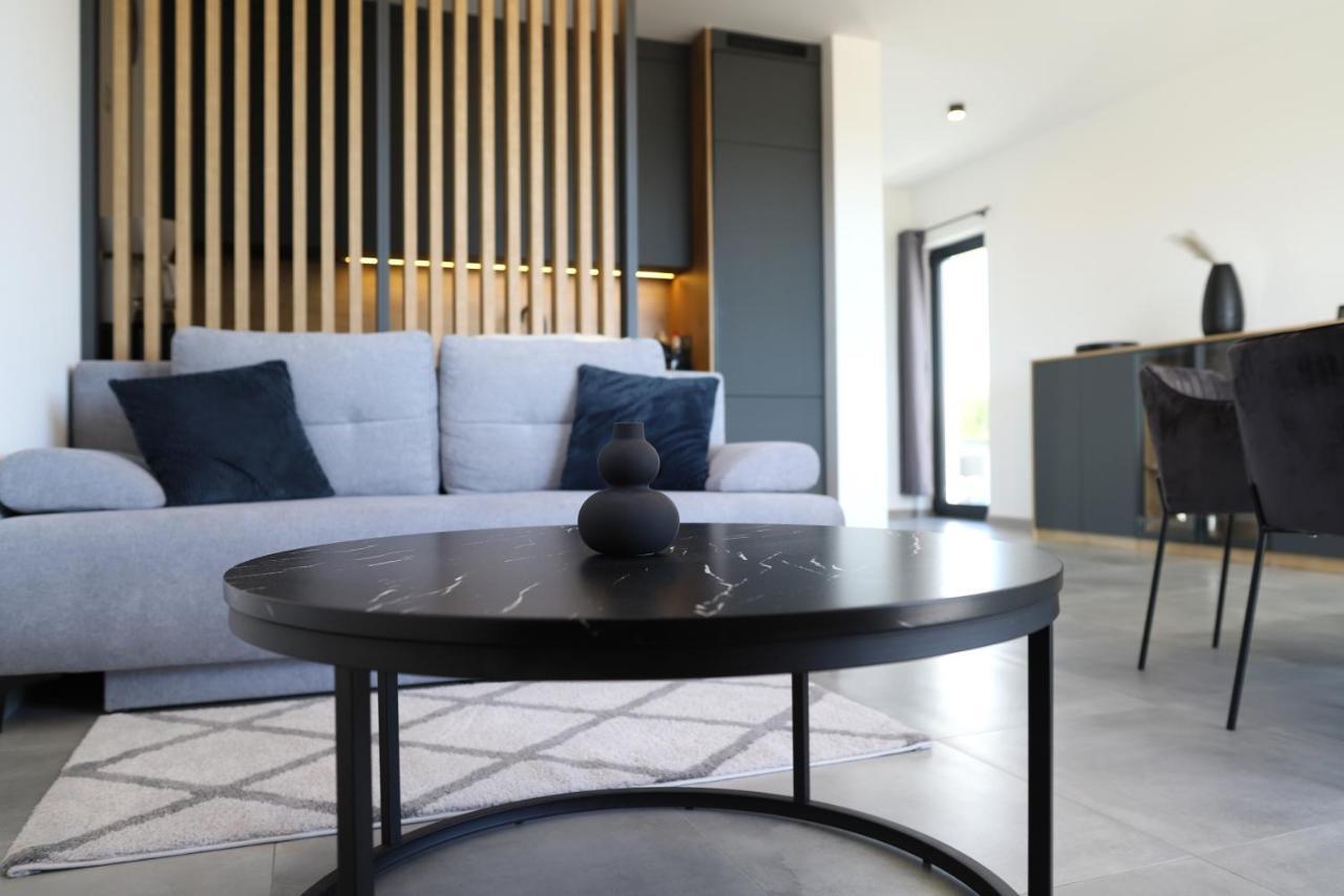 נייביצה Apartments Terra Sun With Private Pool Or Jacuzzi מראה חיצוני תמונה