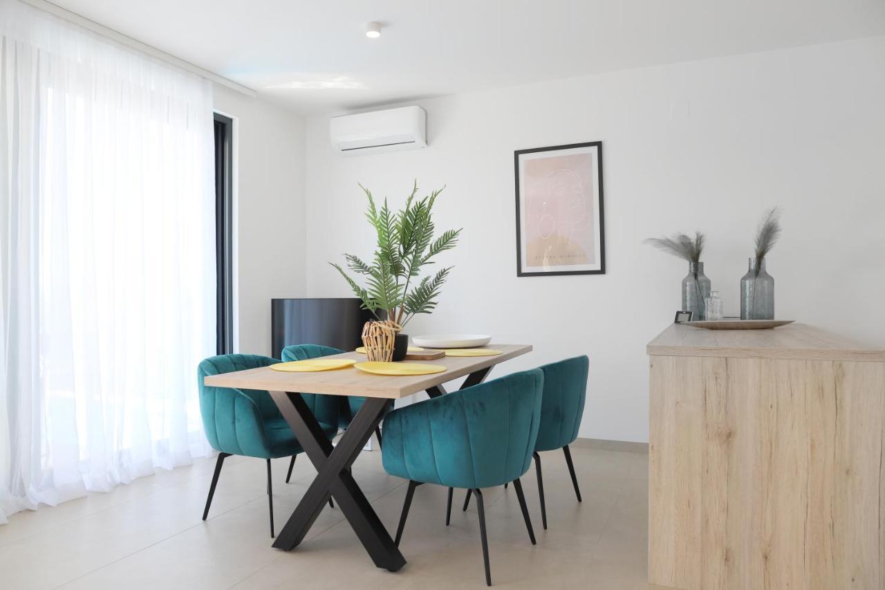נייביצה Apartments Terra Sun With Private Pool Or Jacuzzi מראה חיצוני תמונה